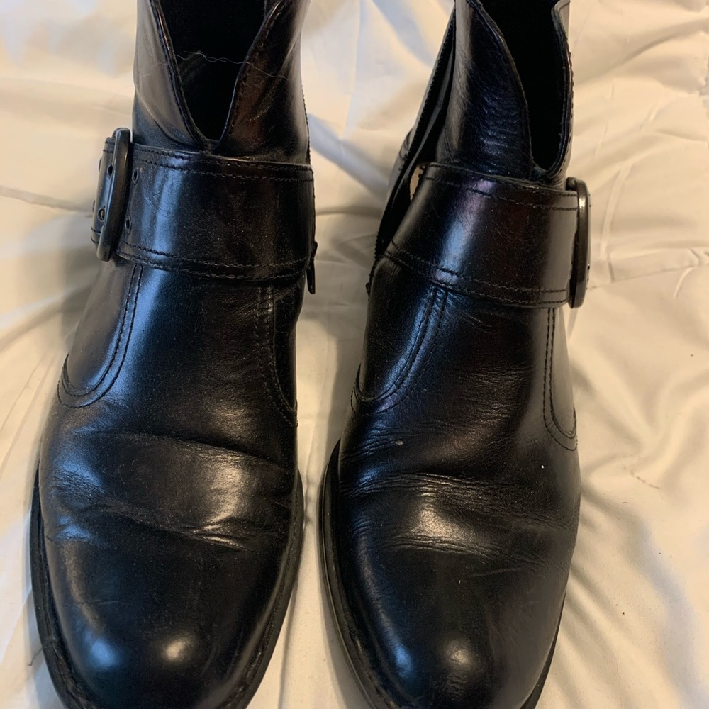 Luxury boots